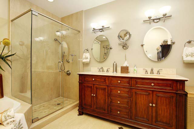 Ceramics at Fadel Saleh Trading Company in saida